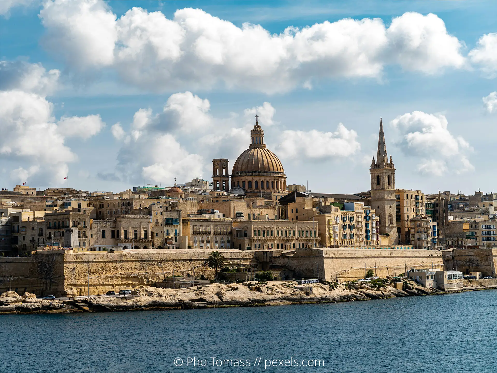 Sailing into Grand Harbour, Valletta